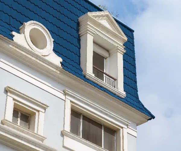 اللأسقف الزرقاء